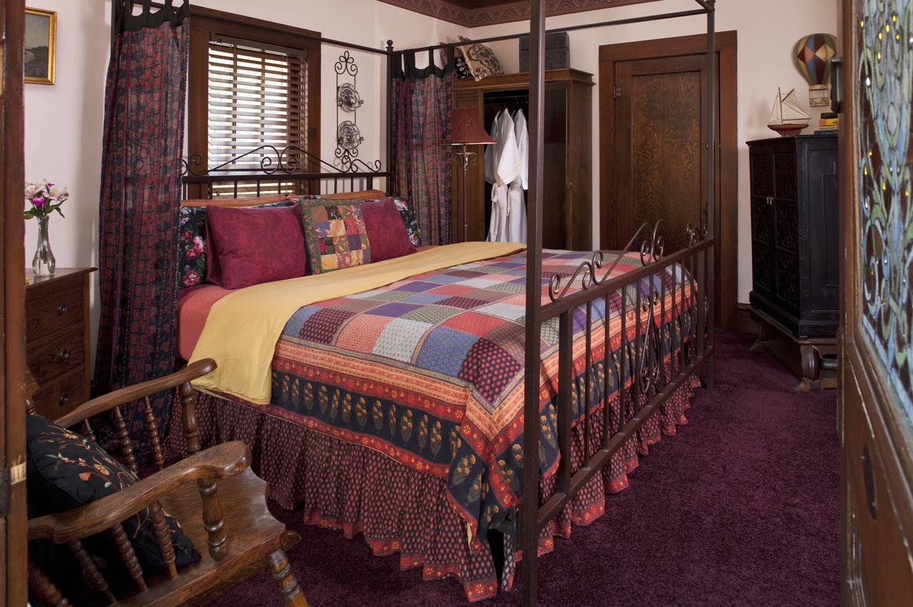 Cliff Cottage Inn Eureka Springs Exterior foto
